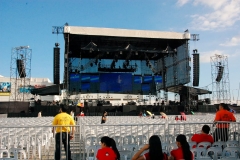 David Cook and Archuleta Large Stage Set-up